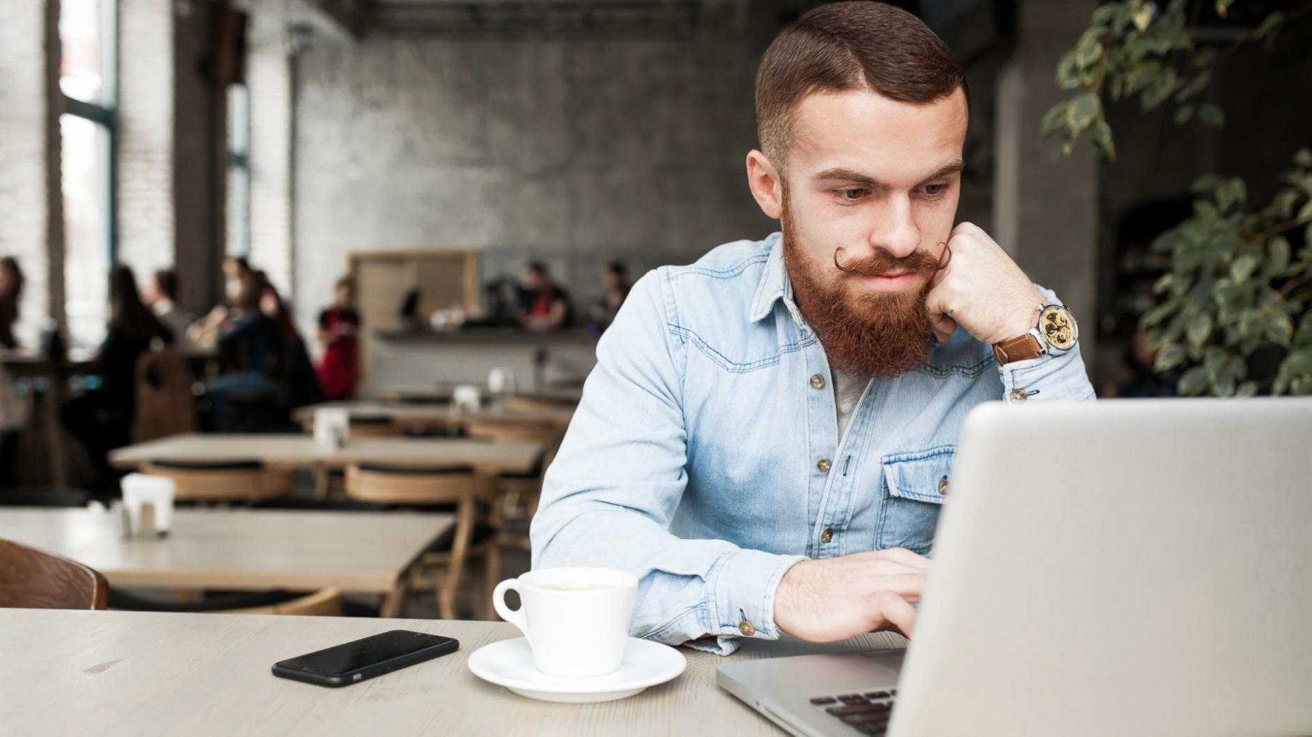 Sessione di studio collaborativo sulla piattaforma